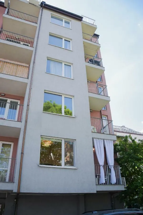 Derelli Deluxe And Derelli Adorable Apartments Sofia