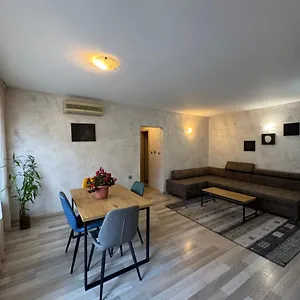  Apartment Parchevich 31 Center